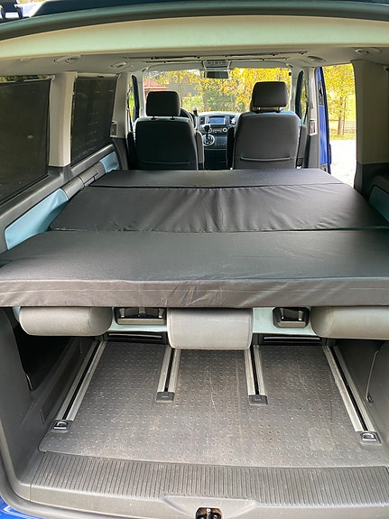 Volkswagen Transporter 4 of 5