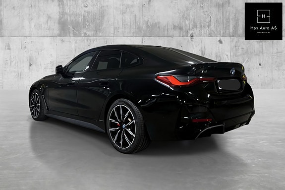 BMW i4 18 of 30