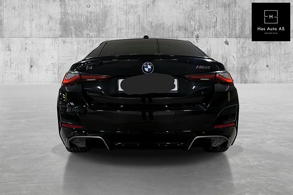 BMW i4 16 of 30