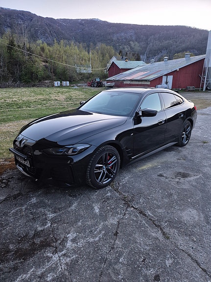 BMW i4 5 of 30