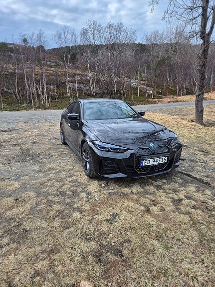 BMW i4 10 of 30