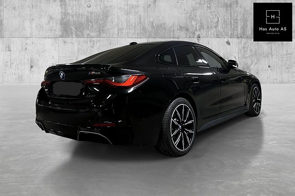 BMW i4 14 of 30
