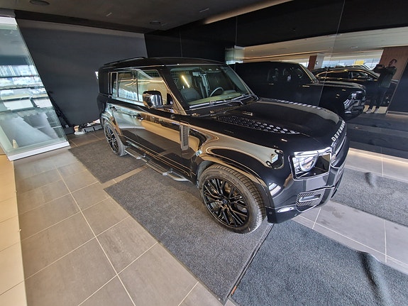 Land Rover Defender-Serie 12 of 14