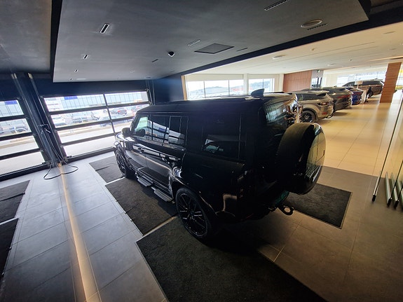 Land Rover Defender-Serie 6 of 14