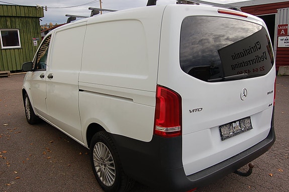 Mercedes-Benz Vito-Klasse 3 of 11