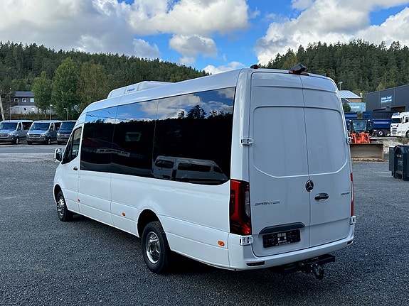 Mercedes-Benz Sprinter 519 Automat, 16+1, PÅ LAGER!! Bussdør bak, Led, 10,25`` skjerm, Tre rullestoler, To dieselvarmere, Stor AC , MYE utstyr! 5 of 5