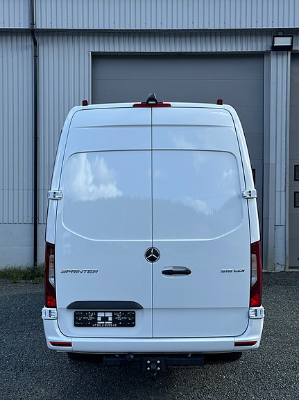 Mercedes-Benz Sprinter 519 Automat, 16+1, PÅ LAGER!! Bussdør bak, Led, 10,25`` skjerm, Tre rullestoler, To dieselvarmere, Stor AC , MYE utstyr! 4 of 5