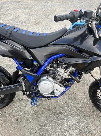 Yamaha WR 125 X 3 of 5