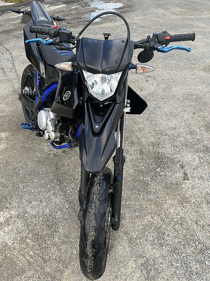 Yamaha WR 125 X 5 of 5