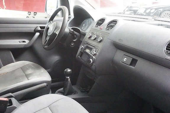 Volkswagen Caddy Maxi 9 of 18