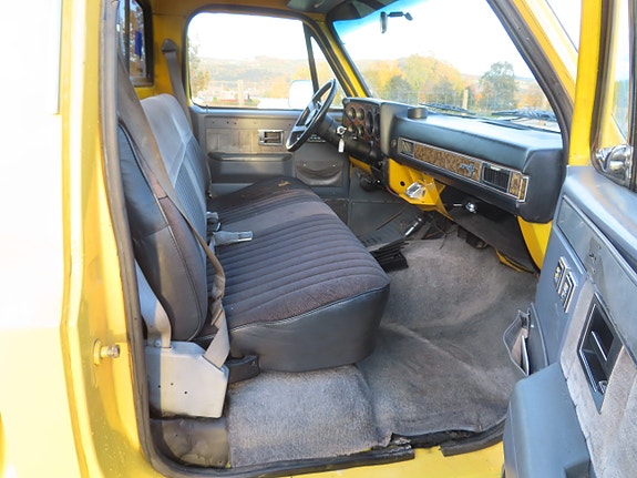 Chevrolet K20 21 of 30