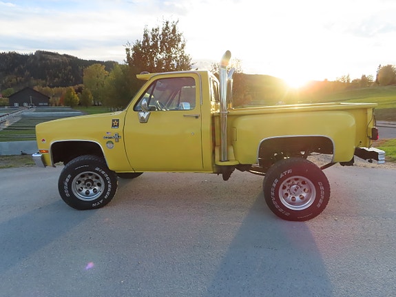 Chevrolet K20 4 of 30