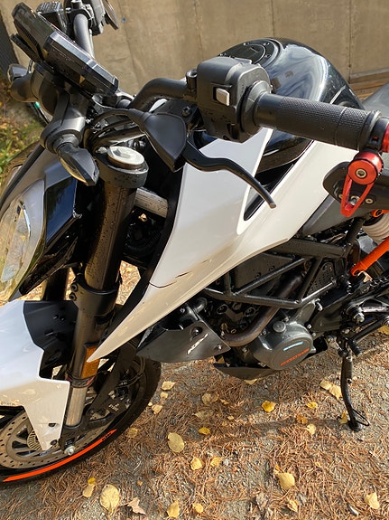 KTM 125 Duke 8 of 10