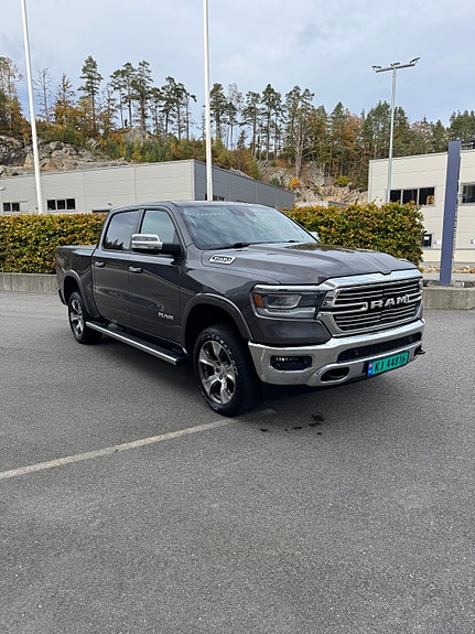 Dodge RAM 2 of 5