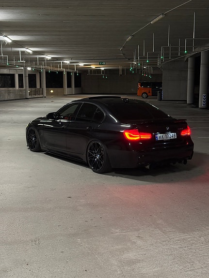 BMW 335i 5 of 27