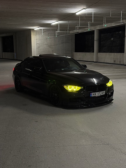 BMW 335i 8 of 27