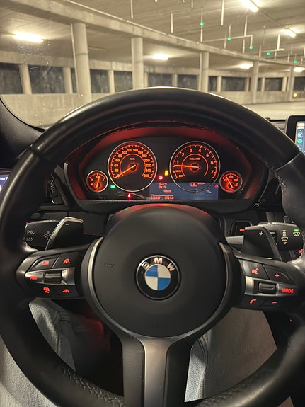 BMW 335i 26 of 27
