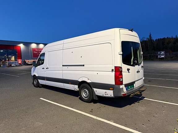 Volkswagen Crafter 4 of 5
