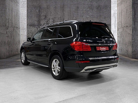 Mercedes-Benz GL350 5 of 5