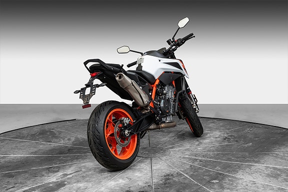 KTM 890 Duke R 3 of 14