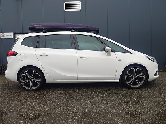 Opel Zafira Tourer 5 of 5