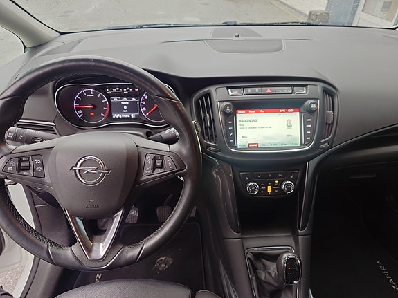 Opel Zafira Tourer 10 of 20