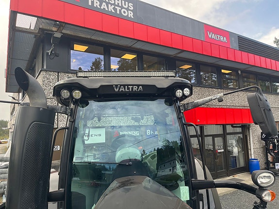 Valtra S394 m/twintrac 2018, kr 1 199 000,-