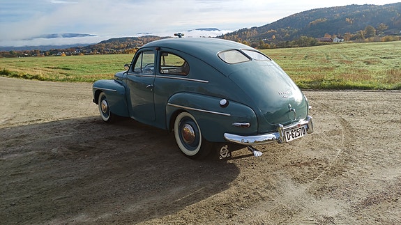 Volvo PV 8 of 19