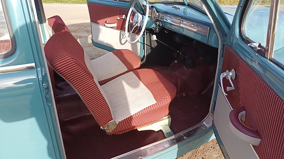 Volvo PV 11 of 19