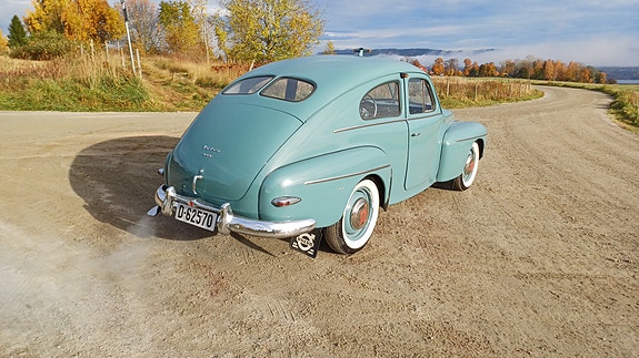 Volvo PV 7 of 19