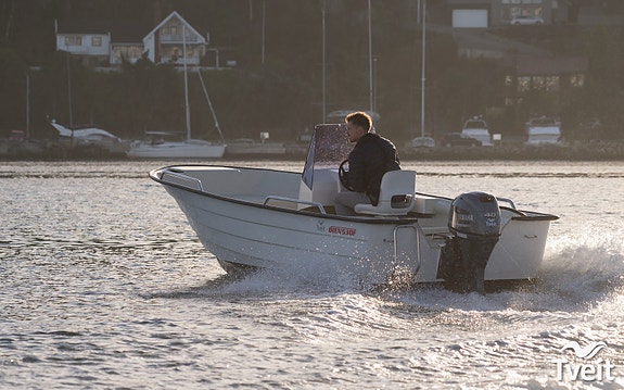 Øien 530F m/Yamaha F40 hk Inkl teinehaler og kartplotter 3 of 7