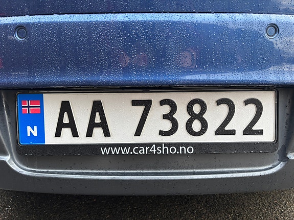 BMW 130i 16 of 30