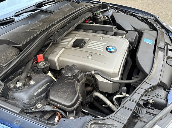 BMW 130i 20 of 30