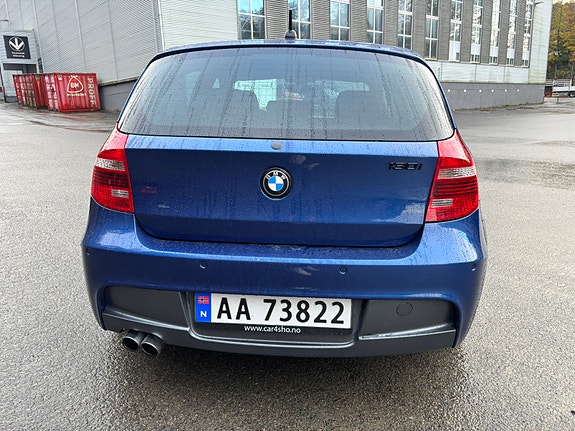 BMW 130i 4 of 30