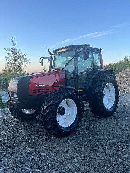 Valtra 6850, 4 WD 1999, kr 319 000,-
