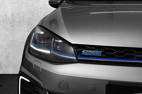 Volkswagen Golf VII 7 of 26