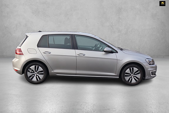 Volkswagen e-Golf VII 5 of 19