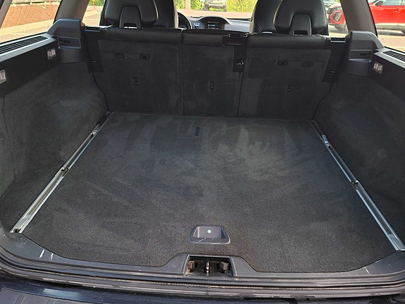 Volvo V70 28 of 30