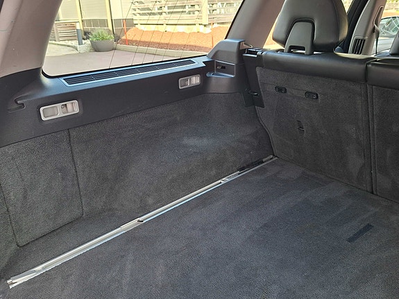 Volvo V70 29 of 30