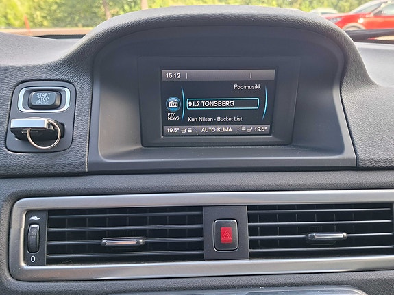 Volvo V70 16 of 30