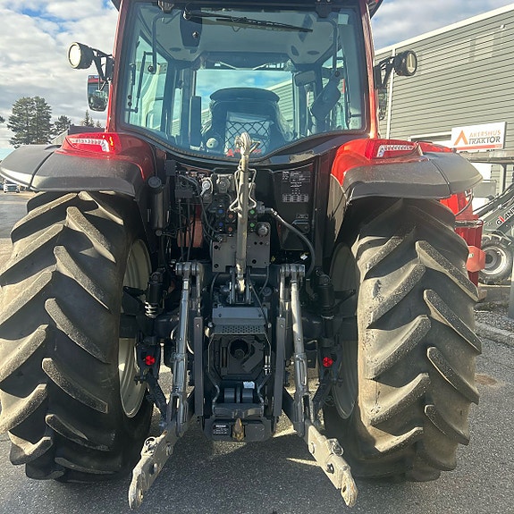 Valtra A115 2021, kr 825 000,-