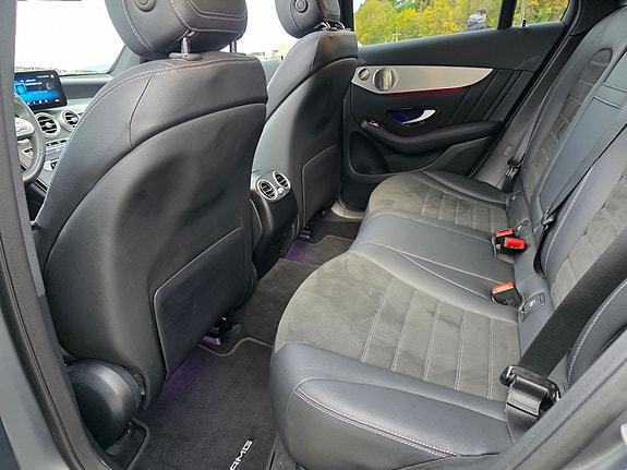 Mercedes-Benz GLC300 e 15 of 30