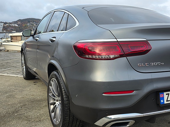 Mercedes-Benz GLC300 e 5 of 30
