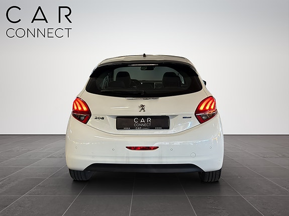 Peugeot 208 5 of 20