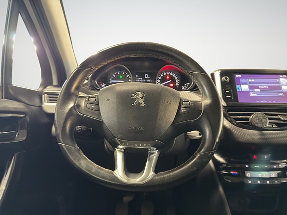 Peugeot 208 12 of 20