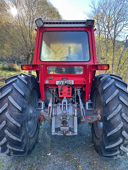 Massey Ferguson 575 3 of 19