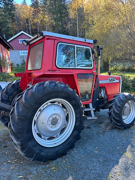 Massey Ferguson 575 6 of 19