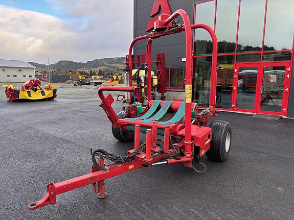 Kverneland Taarup 7640
