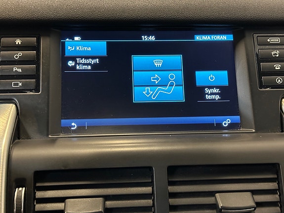 Land Rover Discovery Sport 28 of 30