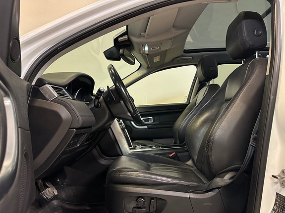 Land Rover Discovery Sport 13 of 30